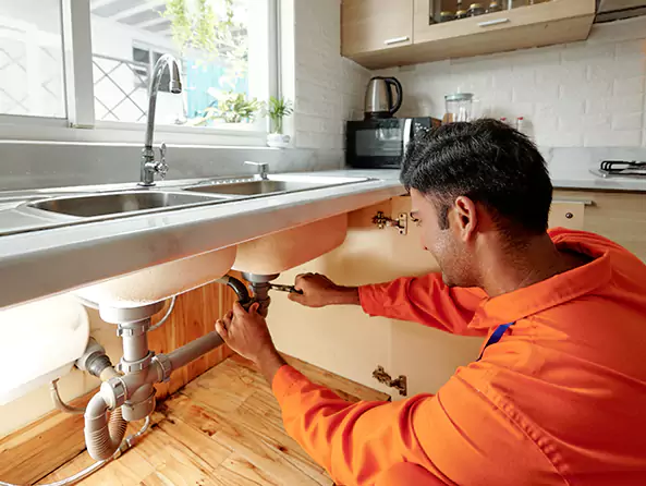 Why Choose Madera's Plumbing for Plumbers for Frozen Pipes in Madera, CA?