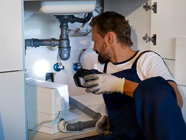 Why Choose Madera's Plumbing for Water Leak Repair in Madera, CA?